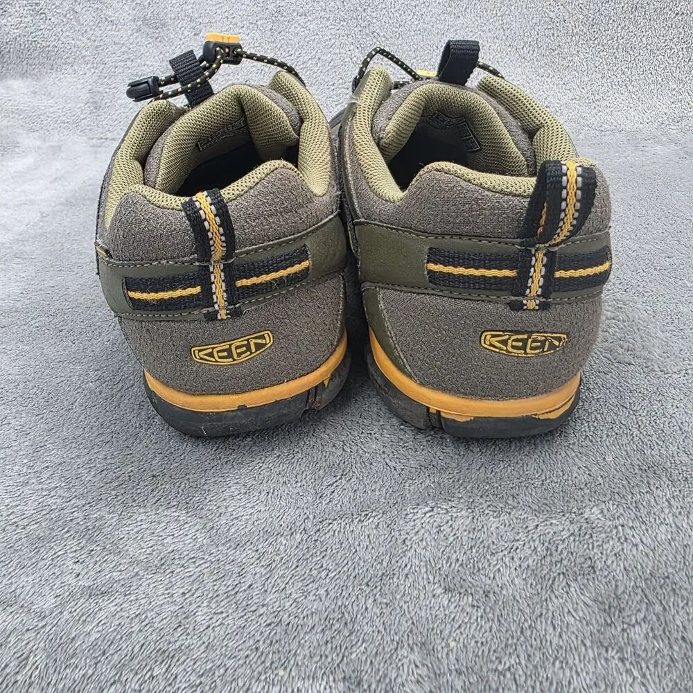 KEEN Chandler CNX 1017569 Summer Outdoor Lifestyle Shoes Kids Size 6